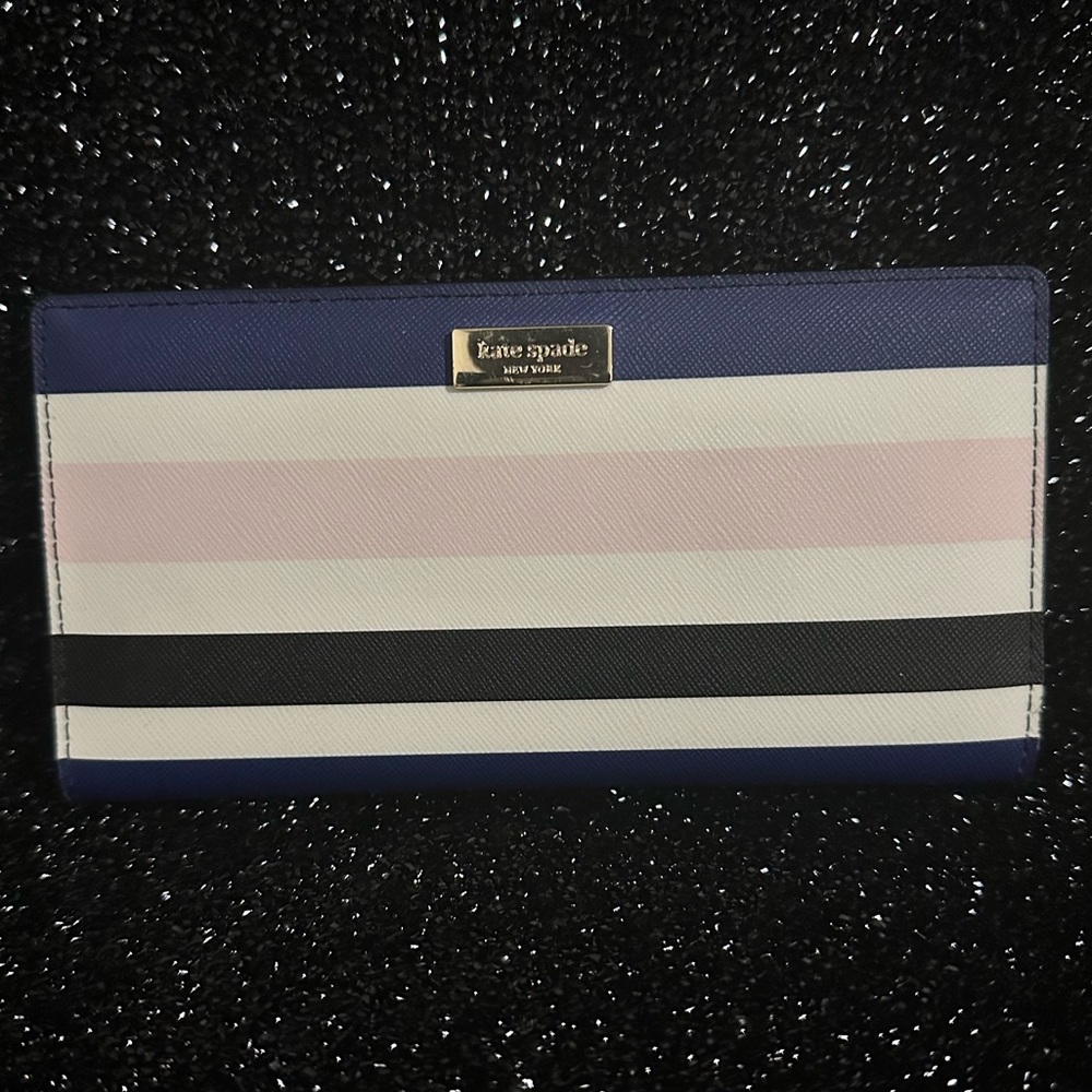 NWT Kate Spade Stacy Laurel Way Striped Wallet